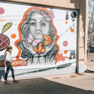 Meet your Posher, Megan